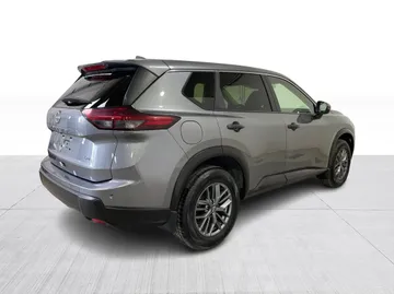 2024 Nissan Rogue - image 12