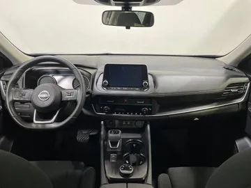 2024 Nissan Rogue - image 4