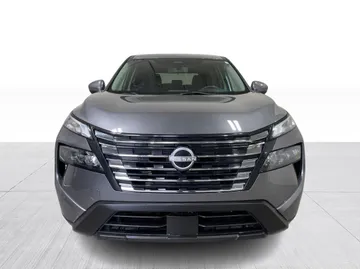 2024 Nissan Rogue - image 2