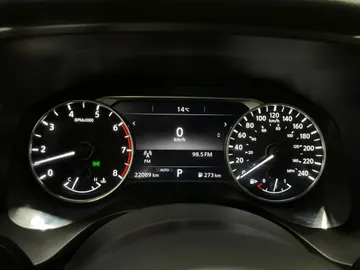 2024 Nissan Rogue - image 16