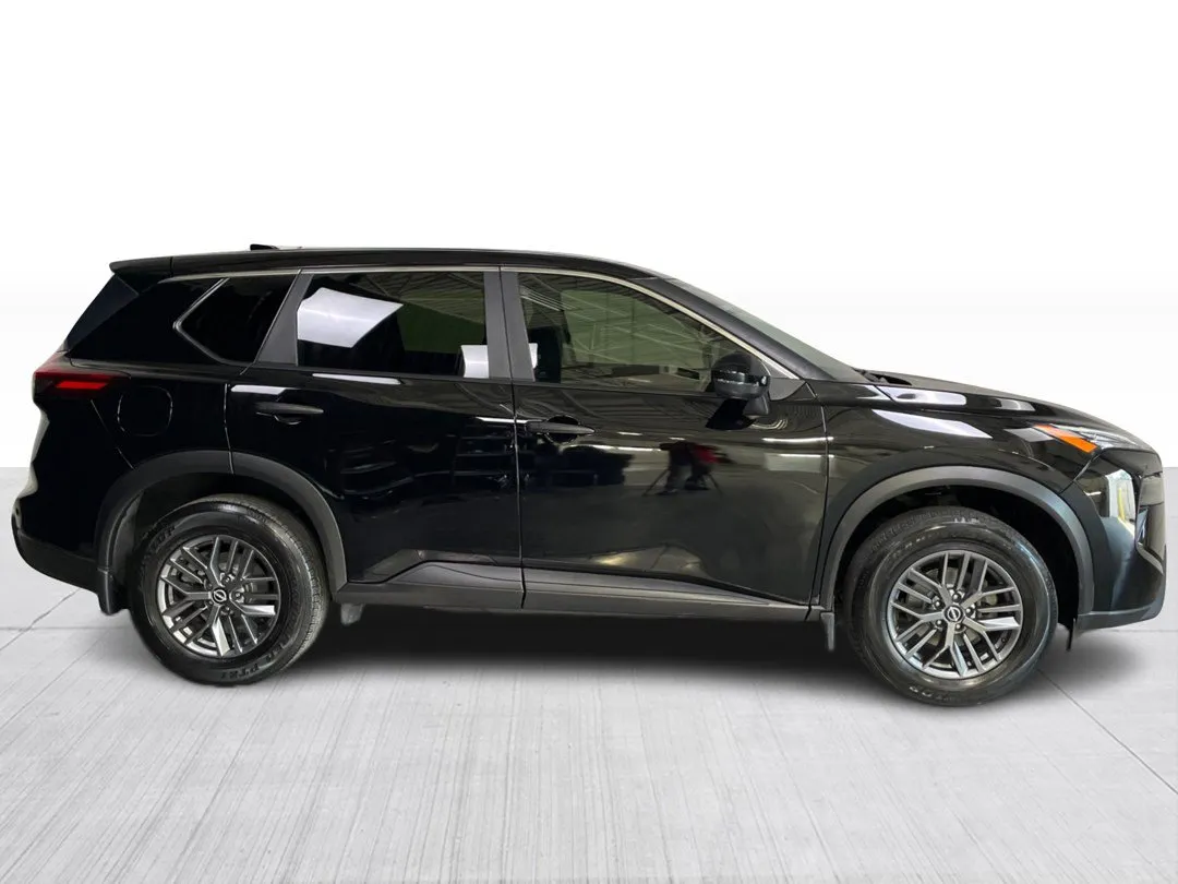 2024 Nissan Rogue — photo 2