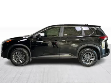2024 Nissan Rogue - image 10