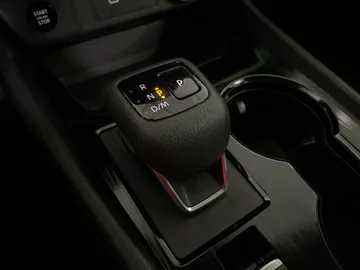 2024 Nissan Rogue - image 26