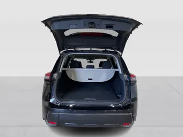 2024 Nissan Rogue - image 13