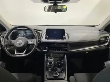 2024 Nissan Rogue - image 4