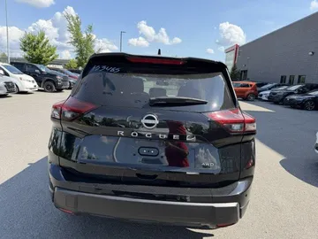 2024 Nissan Rogue - image 6