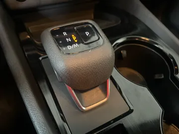 2024 Nissan Rogue - image 25