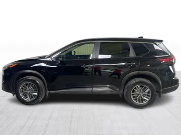 2024 Nissan Rogue - image 4