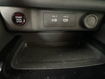2024 Nissan Rogue - image 24