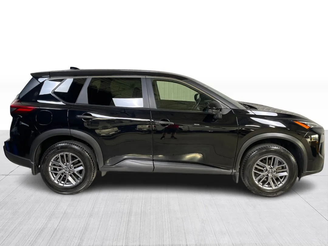 2024 Nissan Rogue — photo 2