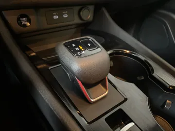 2024 Nissan Rogue - image 24