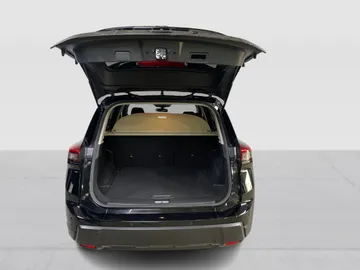 2024 Nissan Rogue - image 12