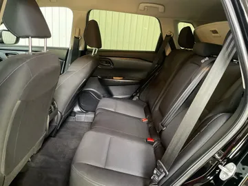 2024 Nissan Rogue - image 14