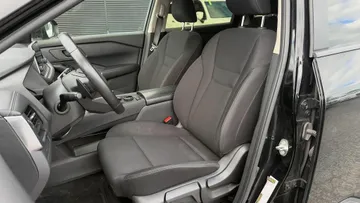 2025 Nissan Rogue - image 8