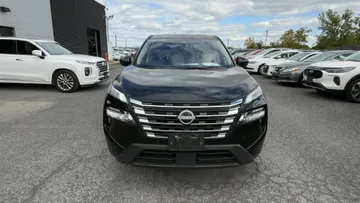 2025 Nissan Rogue - image 2
