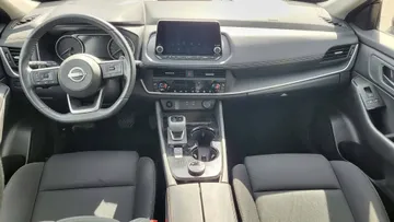2024 Nissan Rogue - image 9