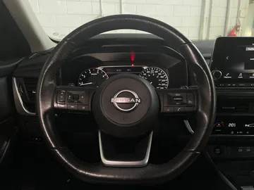 2024 Nissan Rogue - image 16