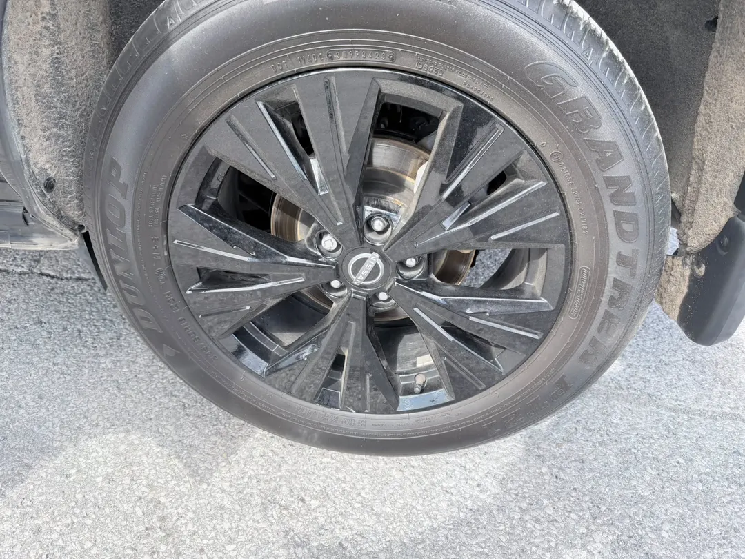 2023 Nissan Rogue SV Midnight Edition AWD, photo 6