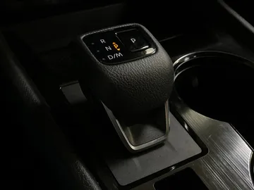 2024 Nissan Rogue - image 27