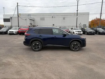 2025 Nissan Rogue - image 6