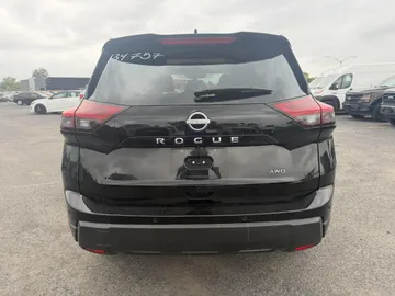 2026 Nissan Rogue - image 6