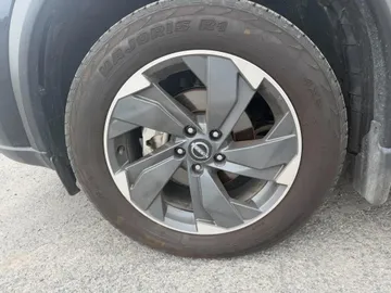 2026 Nissan Rogue - image 7