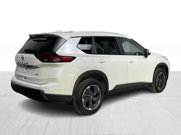2026 Nissan Rogue - image 8