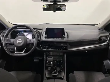 2024 Nissan Rogue - image 4