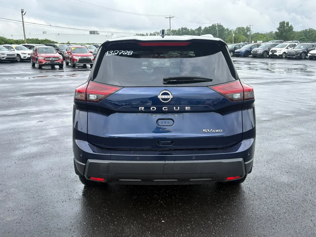 2024 Nissan Rogue — photo 4