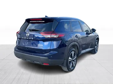 2024 Nissan Rogue - image 15