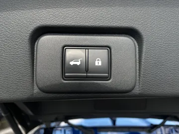 2024 Nissan Rogue - image 20