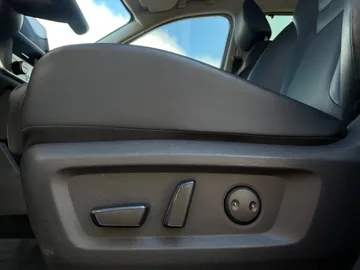 2024 Nissan Rogue - image 24