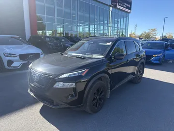 2023 Nissan Rogue - image 3