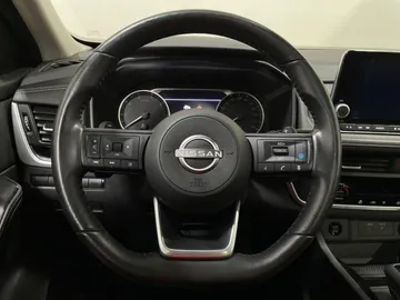 2024 Nissan Rogue - image 24