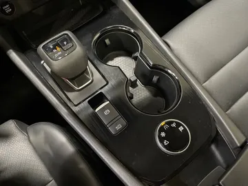 2024 Nissan Rogue - image 26