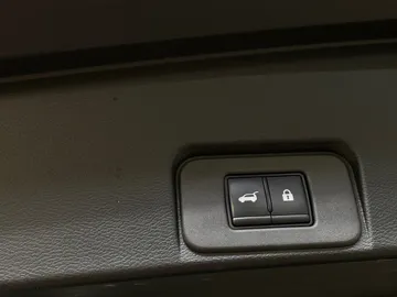 2024 Nissan Rogue - image 30