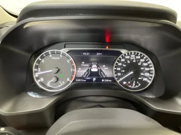 2025 Nissan Rogue - image 18