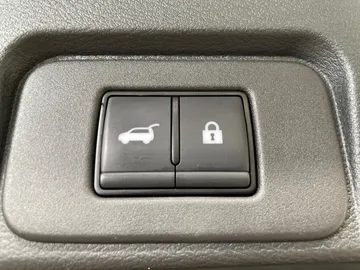 2025 Nissan Rogue - image 28