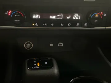 2023 Nissan Rogue - image 22