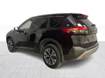 2023 Nissan Rogue - image 11