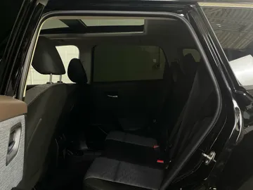 2023 Nissan Rogue - image 15