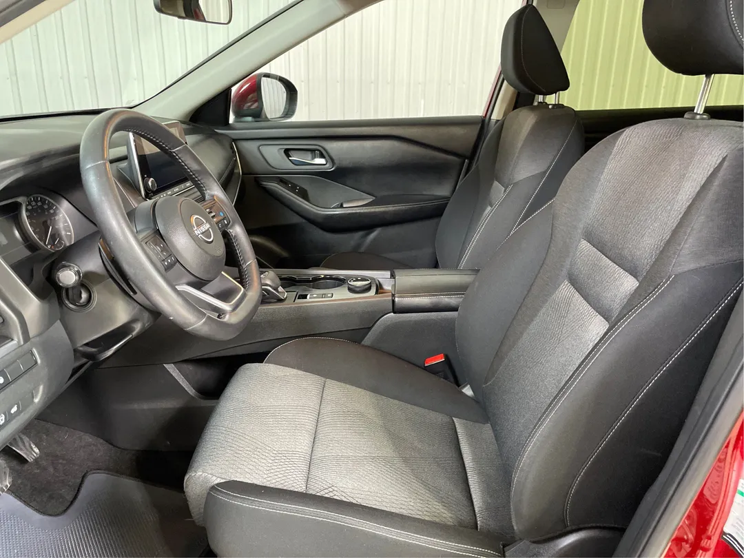 2024 Nissan Rogue — photo 3