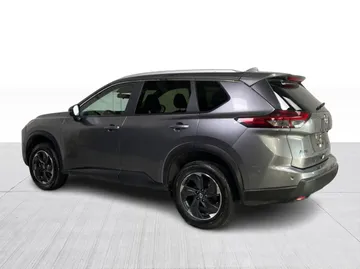 2024 Nissan Rogue - image 12
