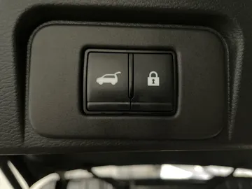 2024 Nissan Rogue - image 22