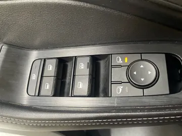 2024 Nissan Rogue - image 26