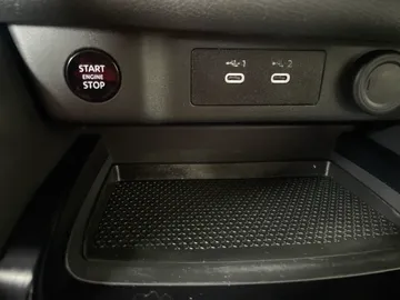 2024 Nissan Rogue - image 28