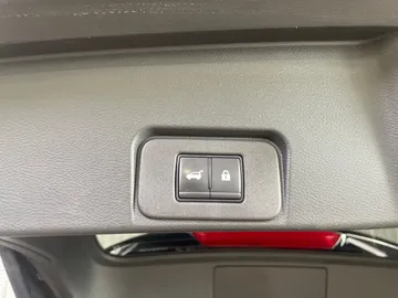 2024 Nissan Rogue - image 22