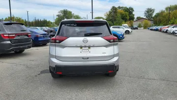 2025 Nissan Rogue - image 4