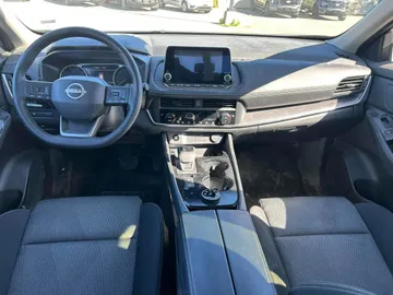 2026 Nissan Rogue - image 9