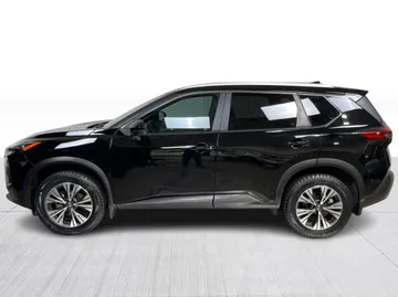 2022 Nissan Rogue - image 10